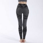 Camo-seamless-leggingsA-simple-craft-design-of-fitness-yoga-pants